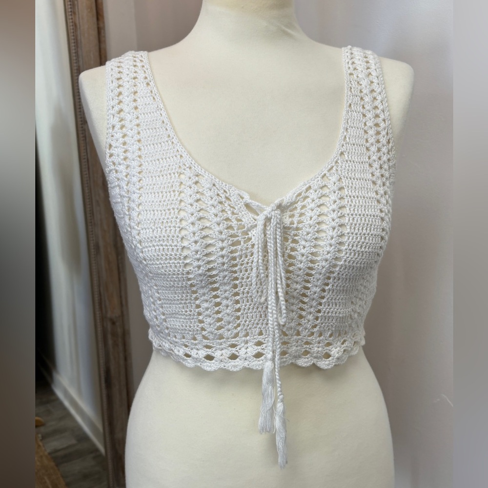 Crochet cropped top